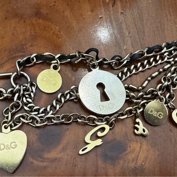 D&G Gold Charm Bracelet - Picture 3 of 7